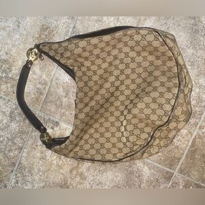 Used Gucci bag